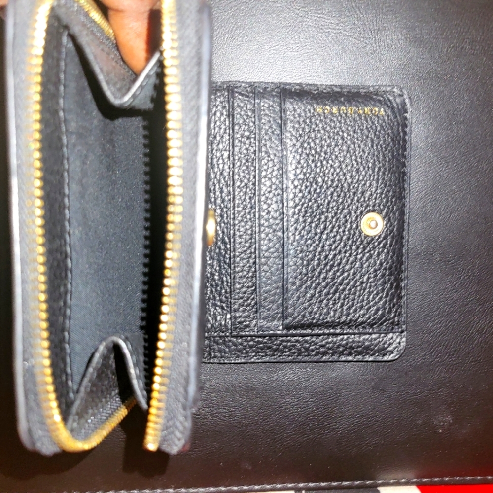 Tory Burch Wallet - Picture 5 of 8